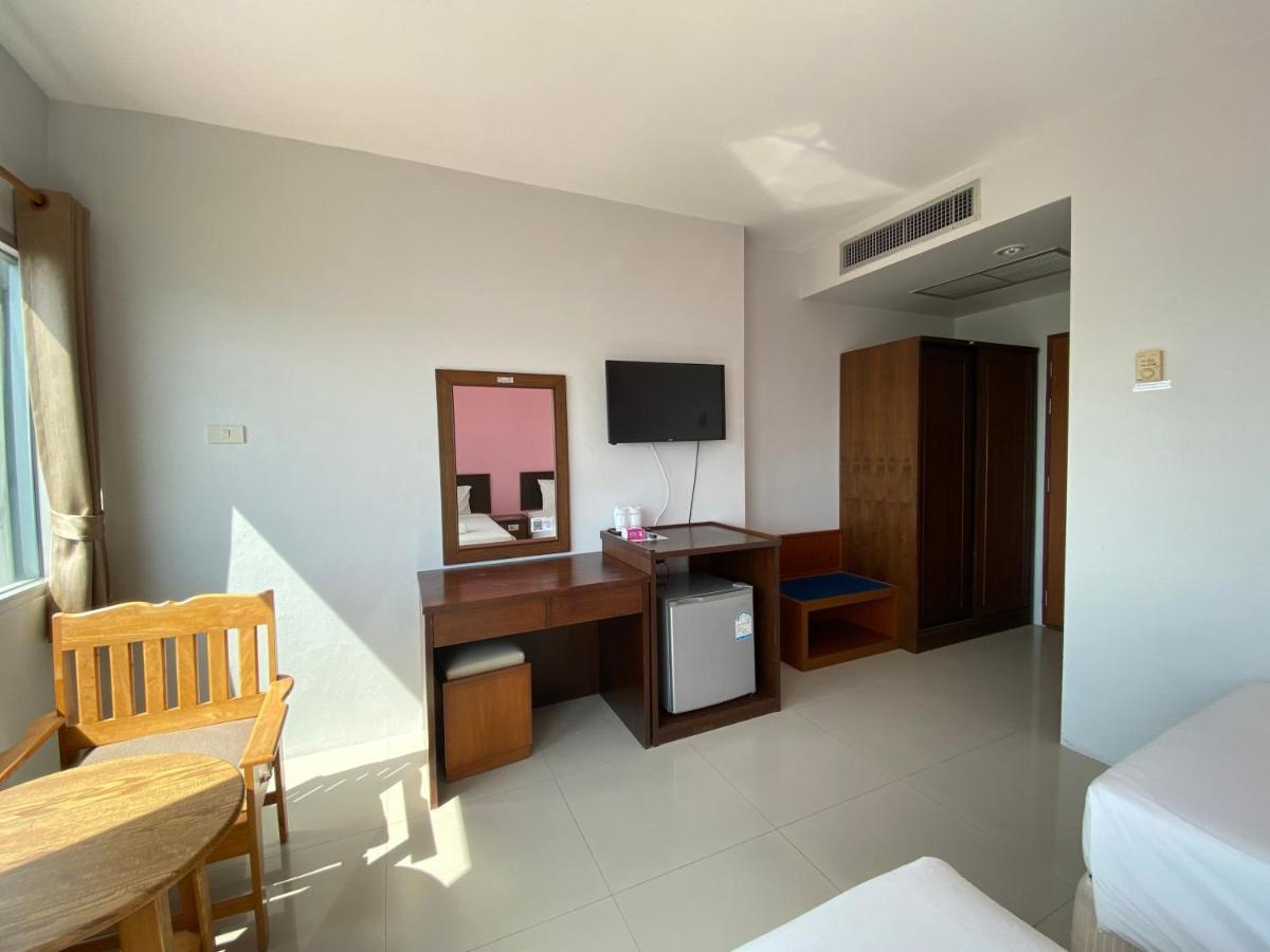Prachuap Beach Hotel Prachuap Khiri Khan Bagian luar foto