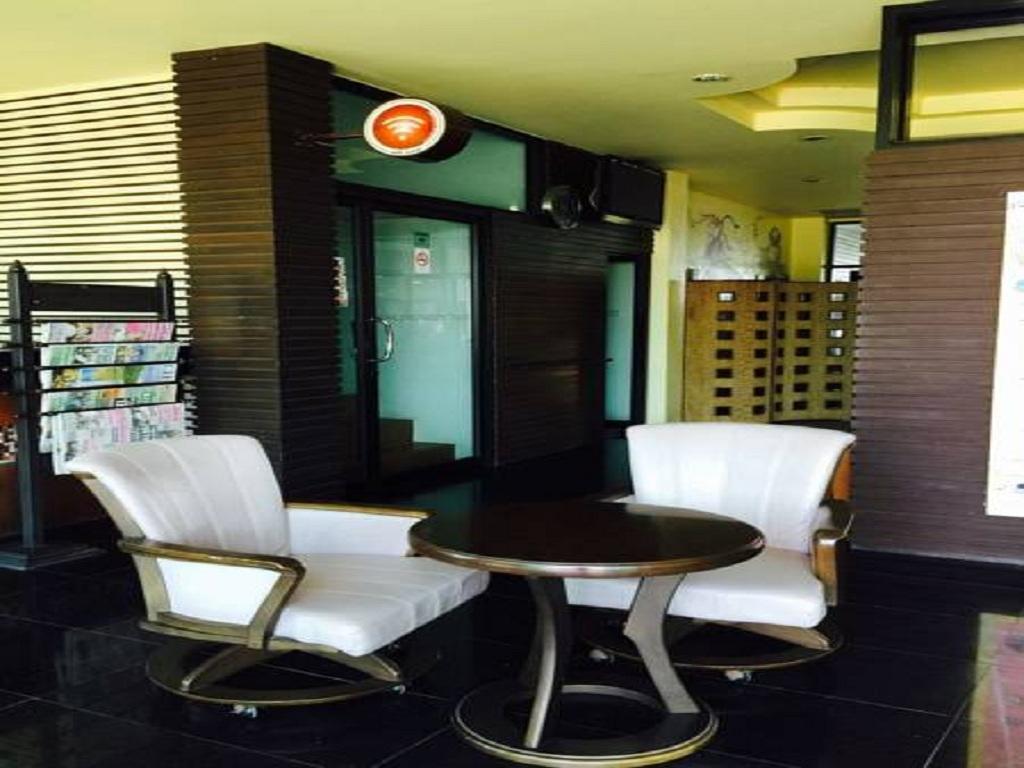 Prachuap Beach Hotel Prachuap Khiri Khan Bagian luar foto